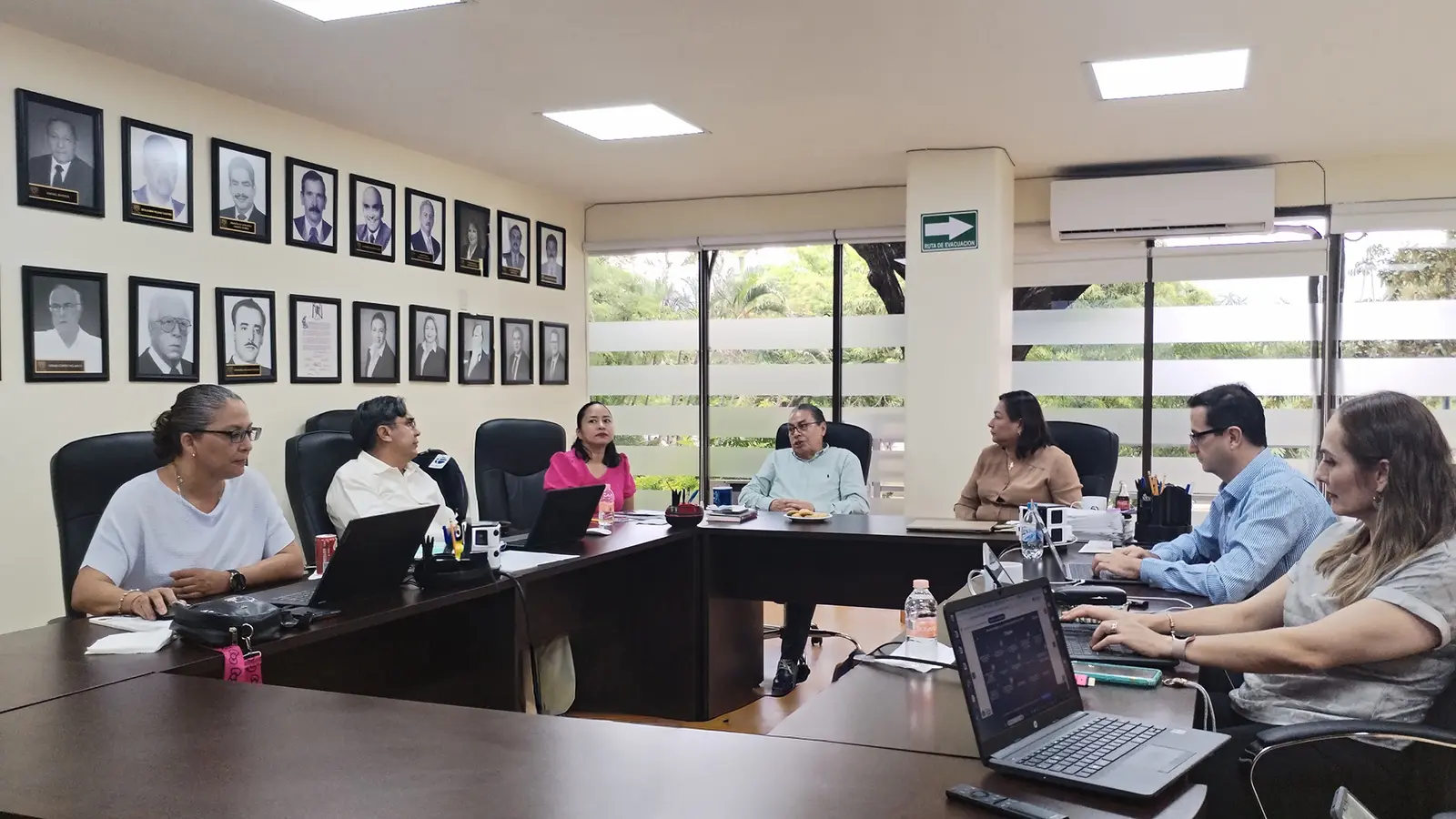  Junta de Gobierno